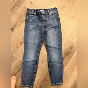 Cello size 13 medium wash skinny jeans